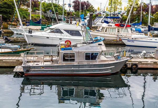 Research Boat in Nanaimo — Stock Photo, Image