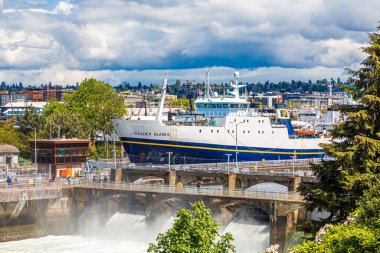 Ballard Kilitleri ile Büyük Gemi
