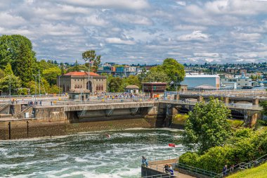 Ballard Locks birçok kişi
