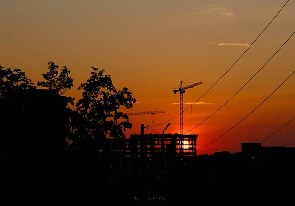 Amanecer en el sitio de construcción —  Fotos de Stock