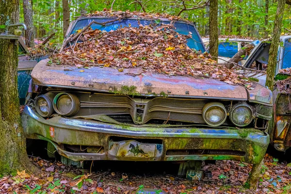Vieux Rusty Chrysler — Photo