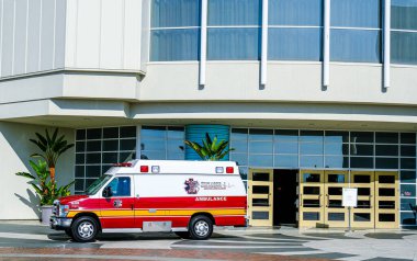 Long Beach Kongre Merkezi Ambulansı