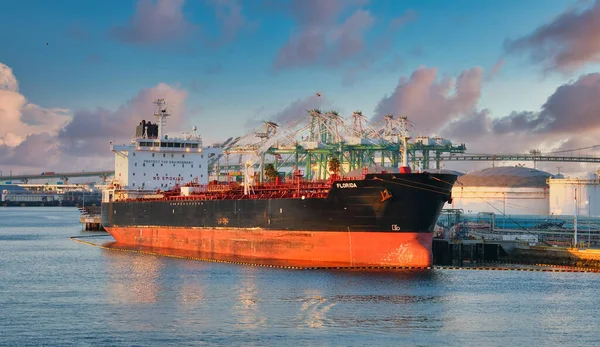 Tanker Florida in haven — Stockfoto