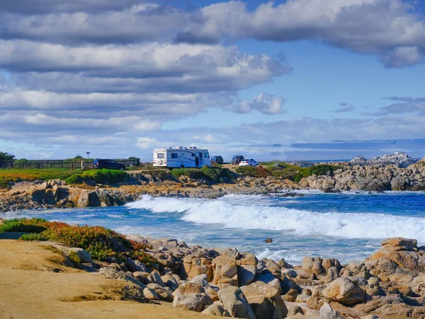 Camper on Coast Near Monterey — Stock Photo, Image