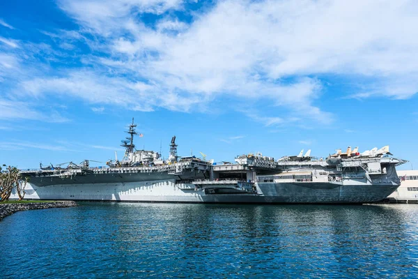 USS Midway en San Diego —  Fotos de Stock