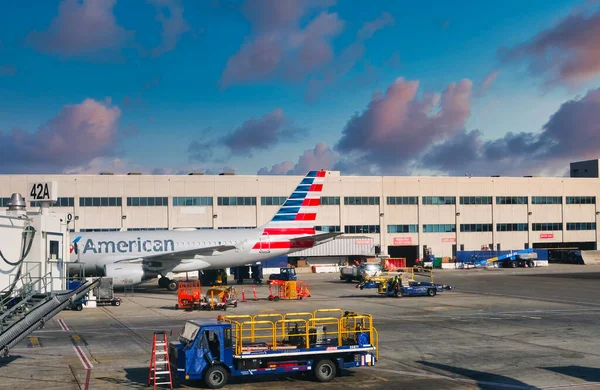 American Airlines at the Gate — стокове фото