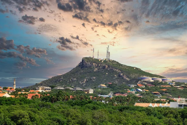 Industrie Lourde Sur Montagne Verte Curaçao — Photo