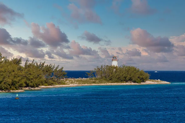 Farol em nassau — Fotografia de Stock