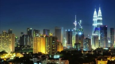 Gün batımı görünümü Kuala Lumper Malezya. 4 k görüntüleri video kaydırma veya yakınlaştırma.
