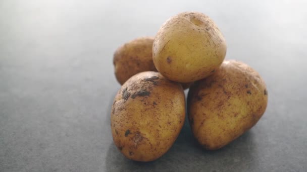 Pile Raw Potatoes Rotating Slow Motion Footage Video — Stock Video