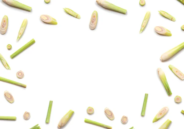 Φρέσκο Πράσινο Φέτες Λεμονόχορτο Αντίγραφο Χώρο Που Απομονώνονται Λευκό Φόντο — Φωτογραφία Αρχείου
