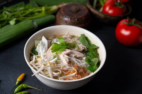 Soupe Indonésienne Poulet Aux Nouilles Riz — Photo