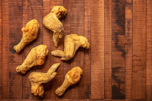 Flat lay original recipe fried chickens with copy space — Stock Photo, Image