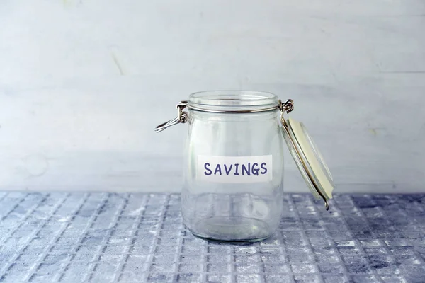 Ahorro de frasco con monedas —  Fotos de Stock