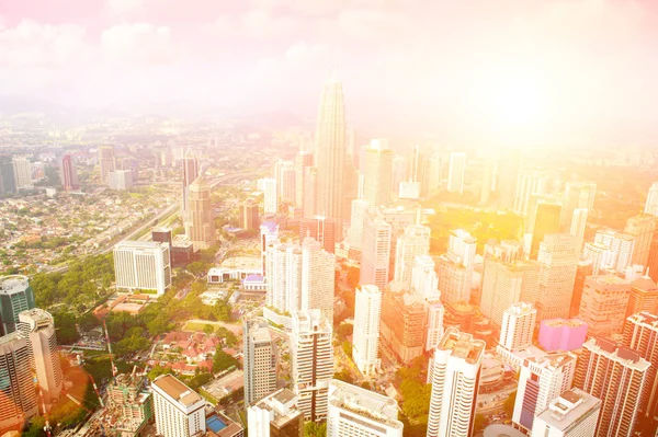 Vista aérea con de Kuala Lumpur skyline — Foto de Stock