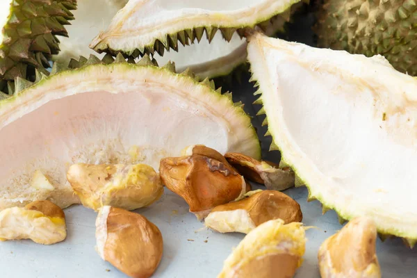 Left over durian — Stock Photo, Image