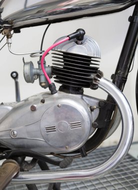 Motosiklet motoru yakın çekim iyi durumda