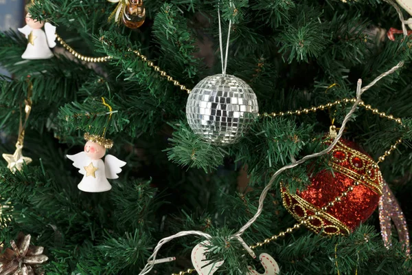 Julgran Med Ornament Närbild — Stockfoto