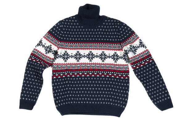 Детский вязаный свитер с узором. Изолировать на белом фоне
