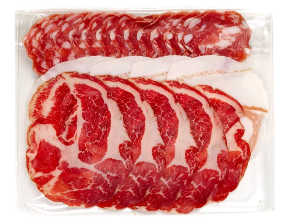 Carne Fatias Isolar Fundo Branco — Fotografia de Stock