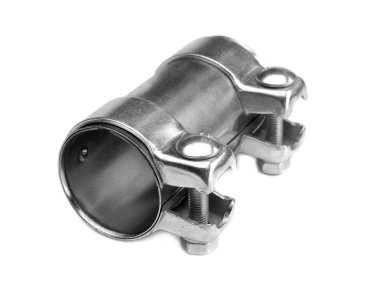 Çelik boru kelepçesi. Beyaz üzerinde izole