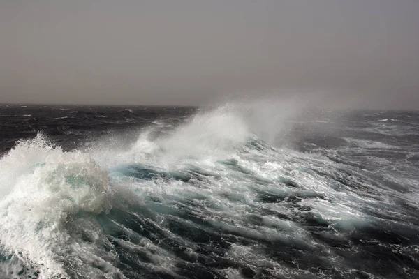 Ondas Marinas Océano Atlántico Durante Tormenta Imagen de stock