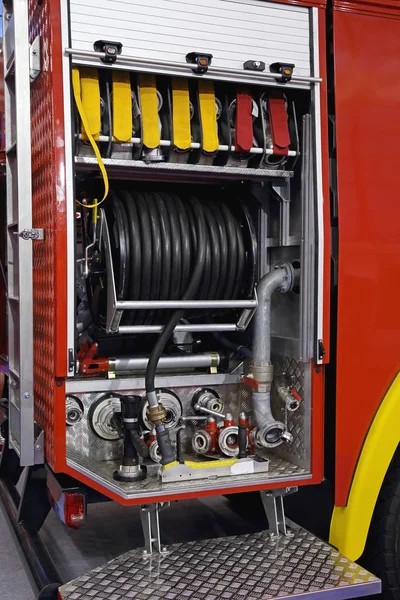 Двигатель Пожарного Насоса Клапанами Шлангами — стоковое фото