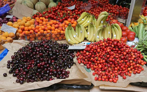 Dolci Frutti Ciliegia Mercato Agricolo Roma — Foto Stock