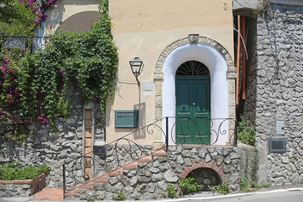 Green Arch Door Small House Positano — Stock Photo, Image