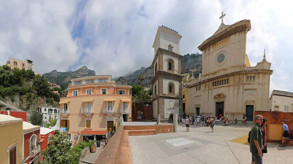 Positano Itália Junho 2014 Igreja Santa Maria Assunta Bell Tower — Fotografia de Stock