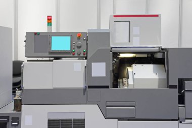 Sürgülü kafa otomatik torna makinesi üretim