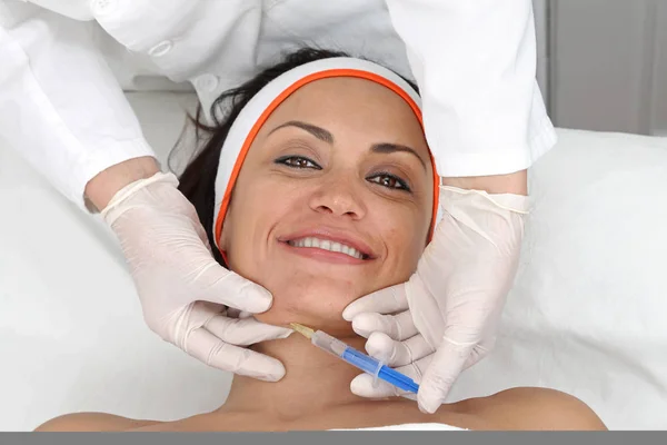 Young Woman Having Neck Fillers Treatment Beauty Clinic — Stock Photo, Image