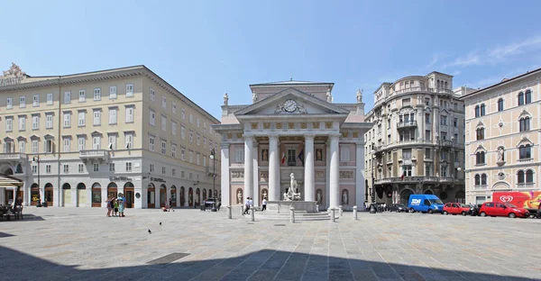 Trieste Itália Julho 2013 Edifício Câmara Comércio Praça Borsa Trieste — Fotografia de Stock