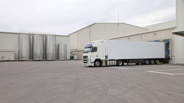 Yarı kamyon römork ve çelik Silo Tankları depo