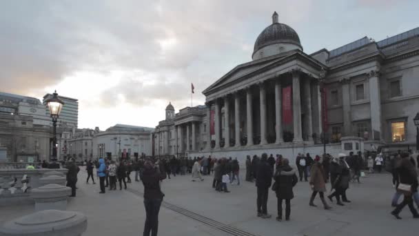 London Wielka Brytania Styczeń 2013 Turystów Przed Galerii Narodowej Zimie — Wideo stockowe