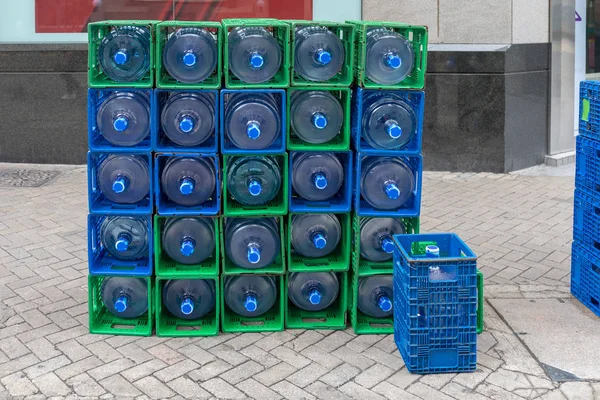 Pila Agua Embotellada Filtrada Cajas Entrega — Foto de Stock