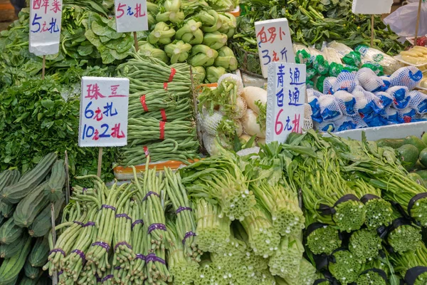 Grote Bos Van Groene Groenten Boerenmarkt — Stockfoto