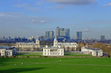 London, Büyük Britanya - 06 Şubat 2007: Greenwich ve Canary Wharf Londra, İngiltere.