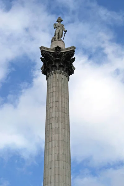Nelson Sochařství Sloupec Pomník Londýně — Stock fotografie