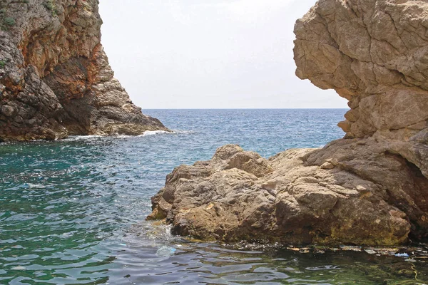 Rough Rock Piedras Costa Del Mar Adriático Croacia —  Fotos de Stock