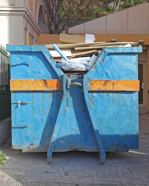 Blue Skip Container Refuse Waste Garbage — Stock Photo, Image