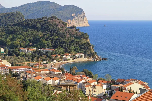 Küçük Kasaba Petrovac Karadağ Adriyatik Denizi Havadan Görünümü — Stok fotoğraf