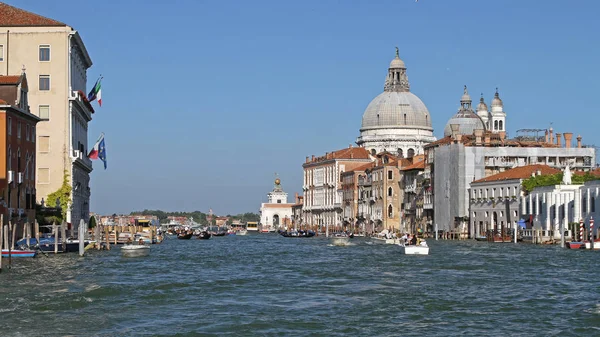 Canal Grande Katedrála Santa Maria Della Salute Benátkách — Stock fotografie