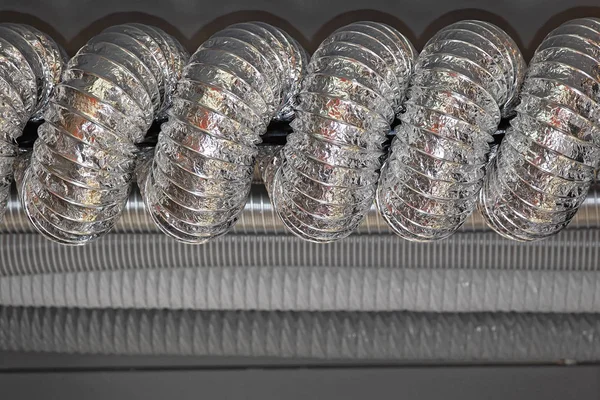 Tubos Conducto Mangueras Ventilación Con Aislamiento Aluminio — Foto de Stock
