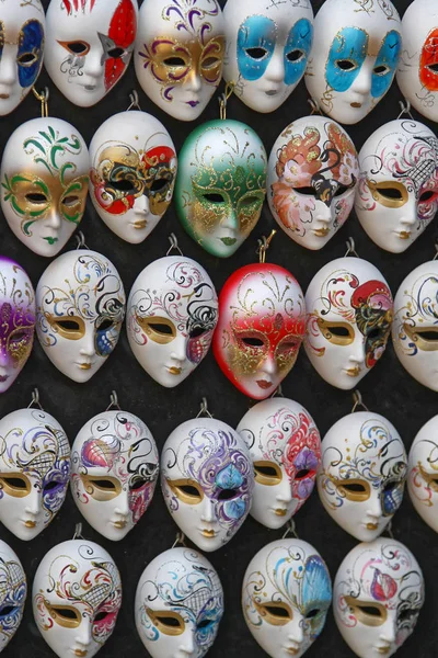 Venezia Italia Luglio 2011 Molti Colorful Venetian Style Masks Souvenir — Foto Stock