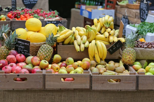 Big Selection Fresh Fruits Farmers Market Stall — Stock Photo, Image