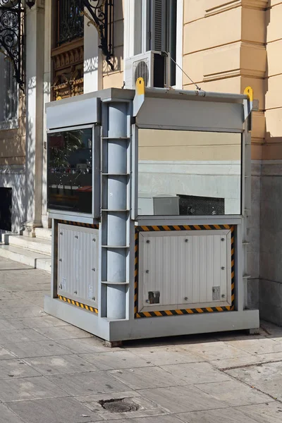 Cabina Guardia Blindada Protección Del Edificio Del Gobierno —  Fotos de Stock