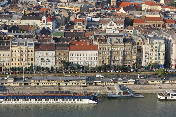 Donau Bankerna Solig Eftermiddag Från Citadella Budapest Ungern — Stockfoto