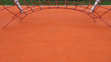 Orange Playground 'da Çocuklar İçin Tırmanma Ağı