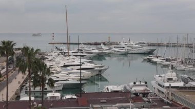 Lüks Yat ve Yelkenli Cannes Marina Fransa